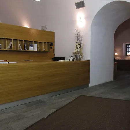 Cavour Et Des Officiers 3*