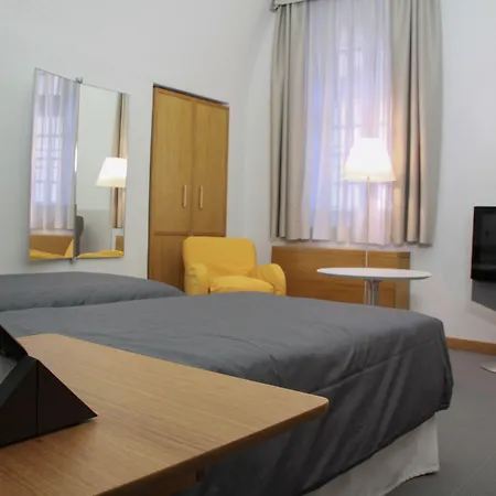 Cavour Et Des Officiers Bard