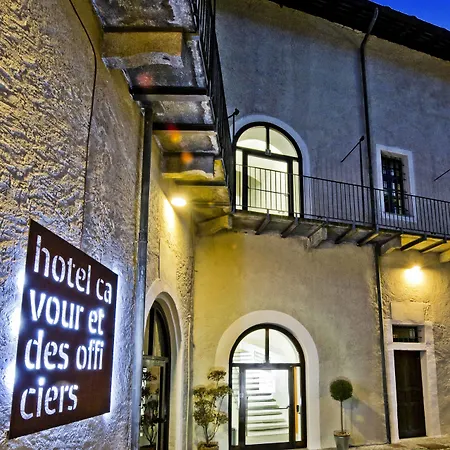 Отель Cavour Et Des Officiers