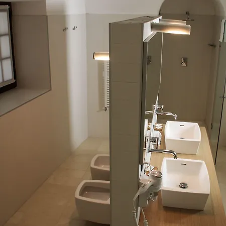 Cavour Et Des Officiers 3*