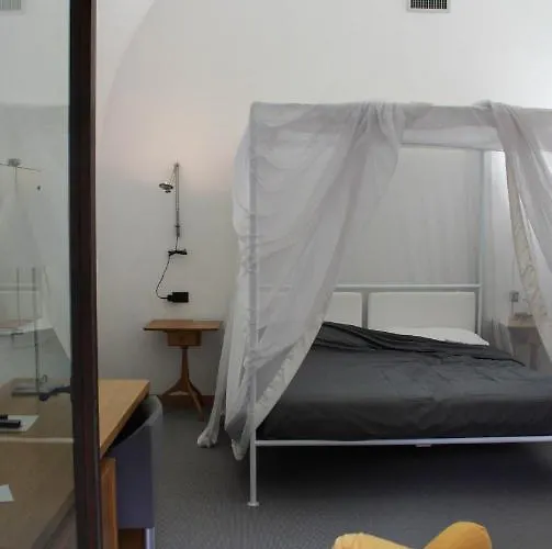 Hotel Cavour Et Des Officiers 3*