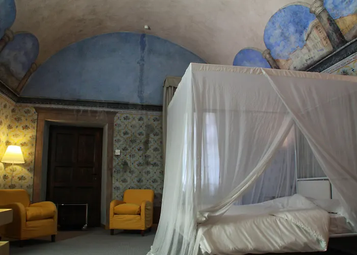 Cavour Et Des Officiers 3*