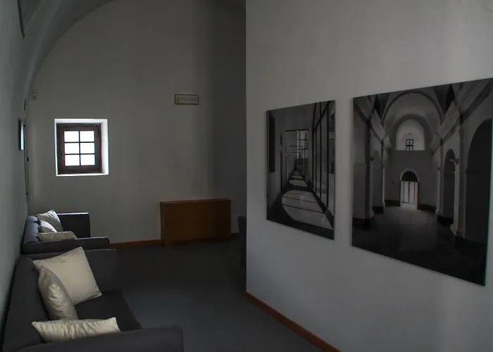 Cavour Et Des Officiers