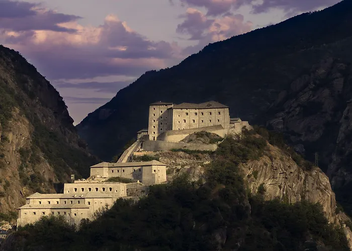 Hotel Cavour Et Des Officiers 3*